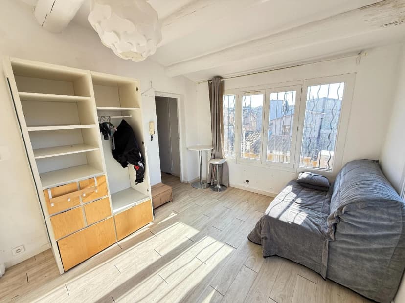 thumbnail of estate's photo